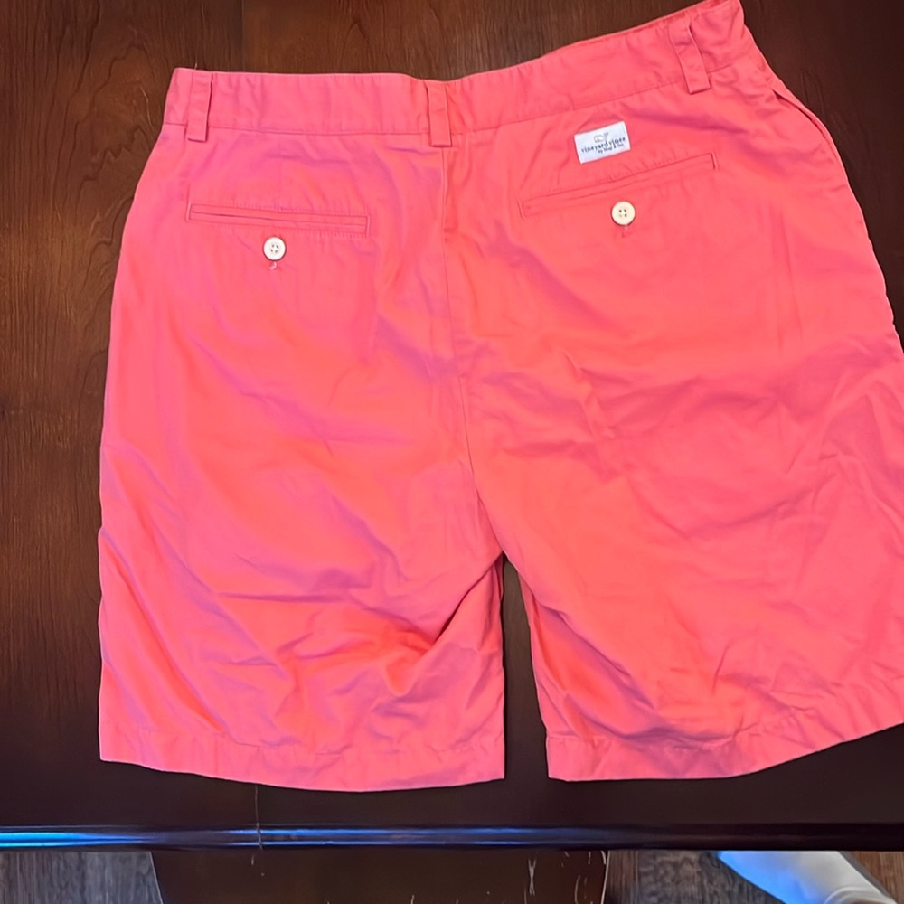 Pink Vineyard Vines 33” waist shorts. Only wore once. In brand new shape
